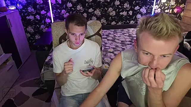 Vuitton live sex cam