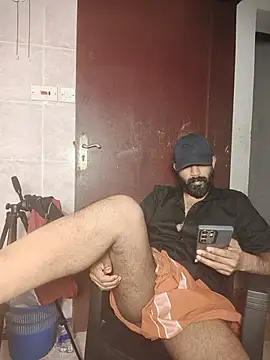 mallubeard (Ask my age) - 🍌Oil play/cum💦💦💦