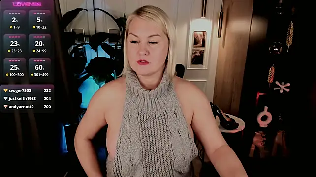 YolandaKiss live cam preview