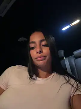 Alissssonferl_ webcam