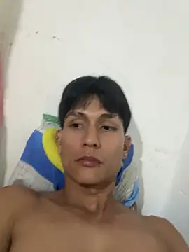 Tyler1999 live cam on StripChat