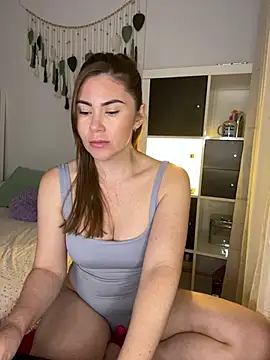 Velvett- webcam stripchat model stream image