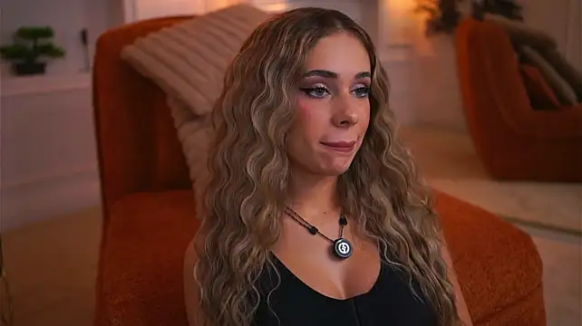 Ava_Solis live cam preview