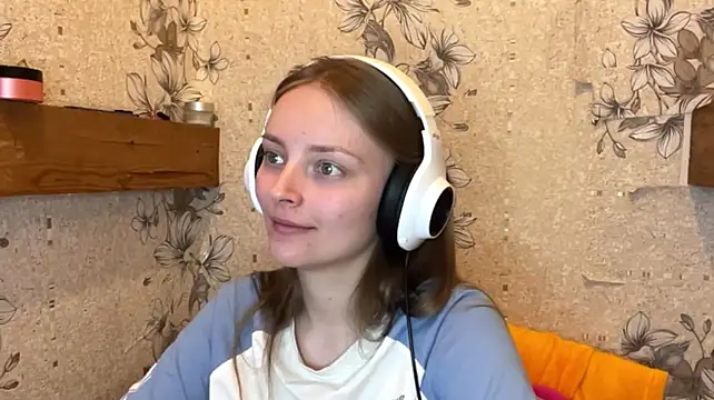 EmyMiu live cam preview