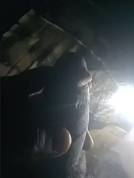 GlitteryStorm live cam preview