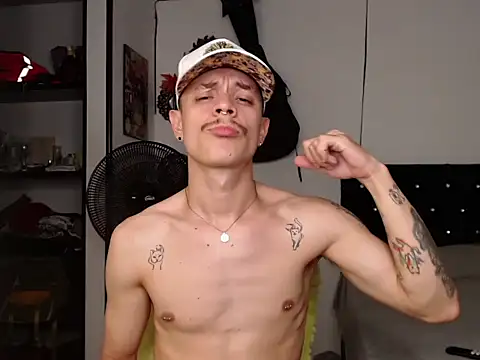 PaleVibes webcam