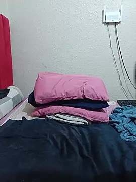 FreakyAngel3X webcam