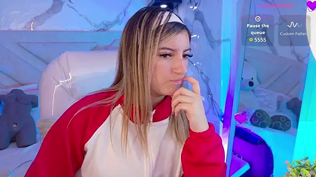 _aitana_001 live cam on StripChat