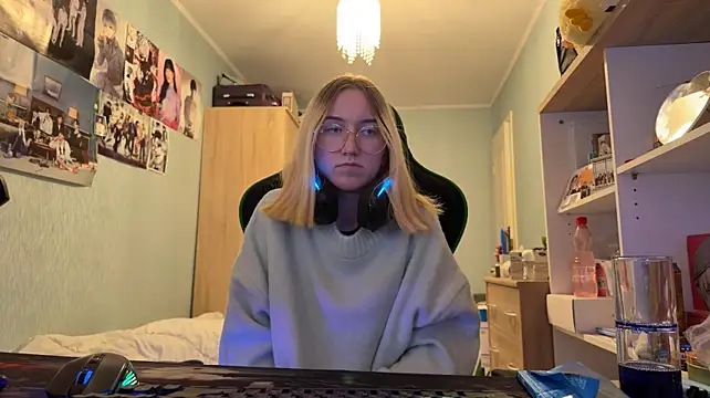 SoniaKotts live cam preview