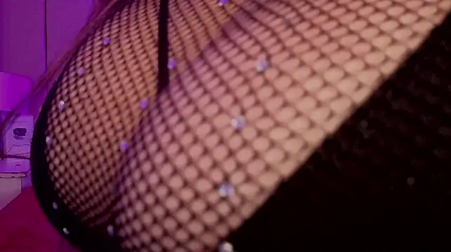 MollyBigBoobs12 live cam on StripChat