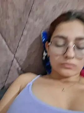 Ary-18 live cam preview