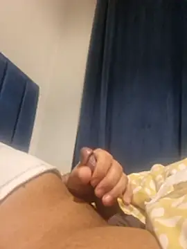 Hotboy-534 live cam preview