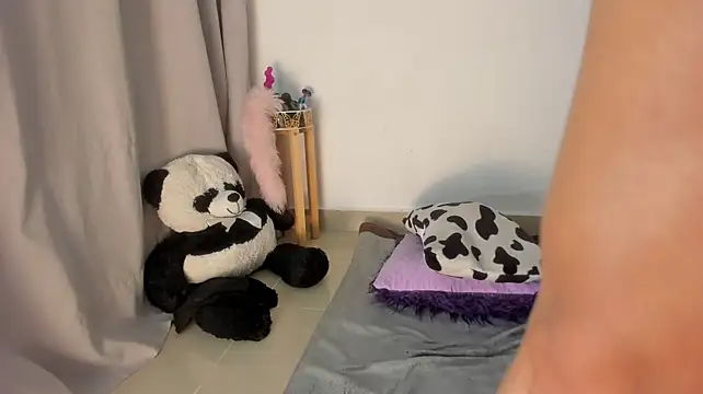 Nanny_11 live sex cam