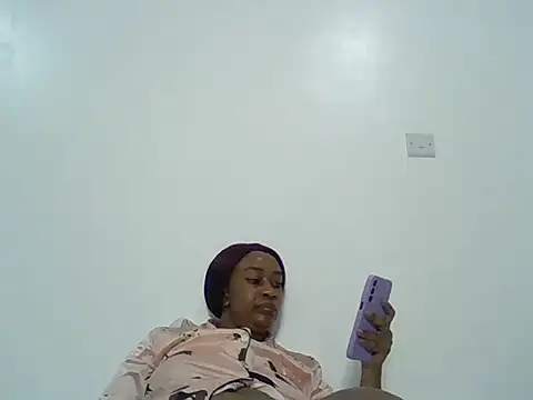 MissBlossom254 live cam preview