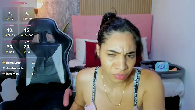 Susangray3 live cam preview