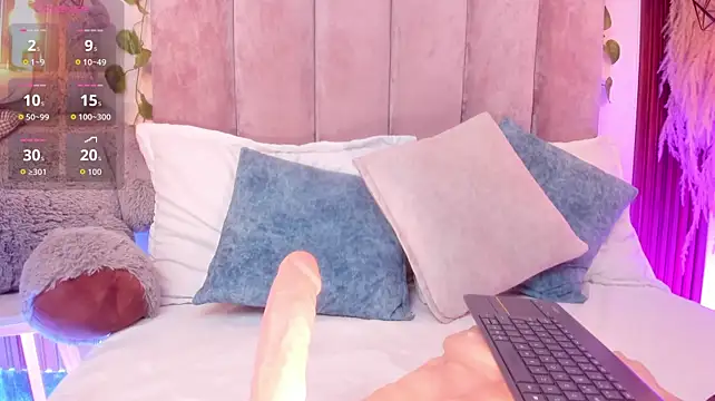 cami_rouxxx_ live cam preview