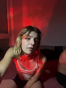 MissGoldieB live cam preview