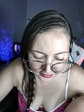 Fetichista23 live cam on StripChat