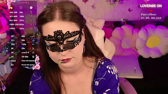 Live-Webcam-Show mit KissSweetPeach - Interaktive Lovense-Toys verfügbar