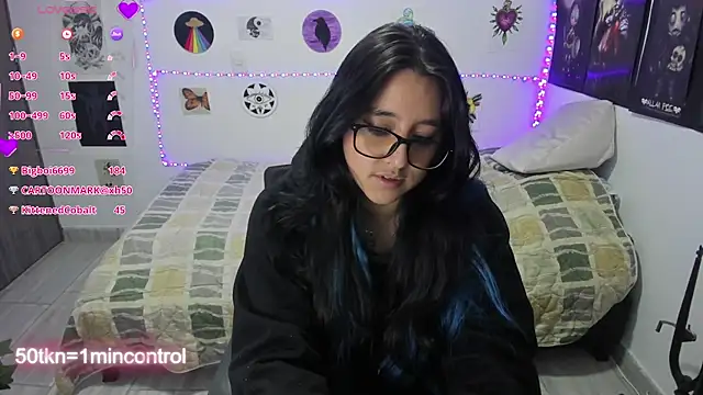 Cherry_blush_ live cam on StripChat