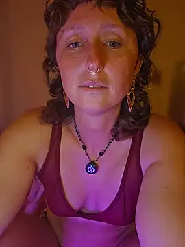 mossy_kiss live cam on StripChat