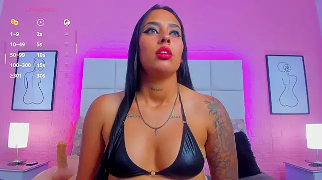 charlotte_kisss