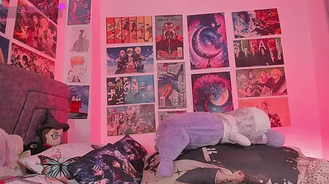 MissCurvyTop