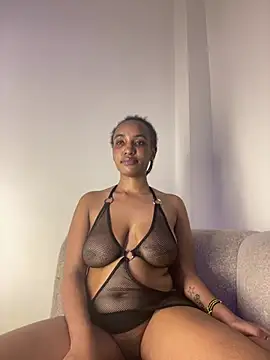 Emyloff webcam stripchat model stream image