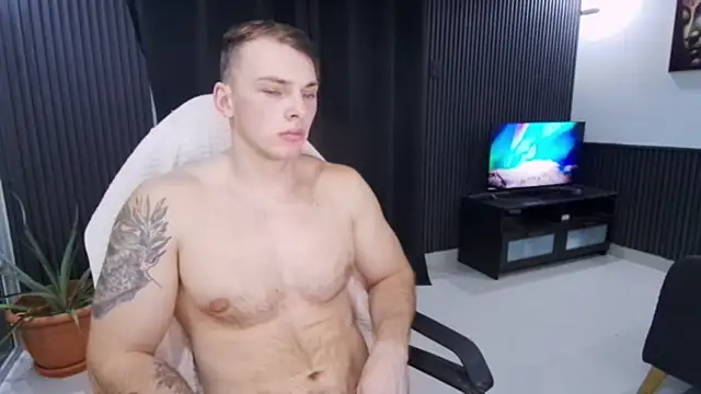 YourHotGreg live cam on StripChat