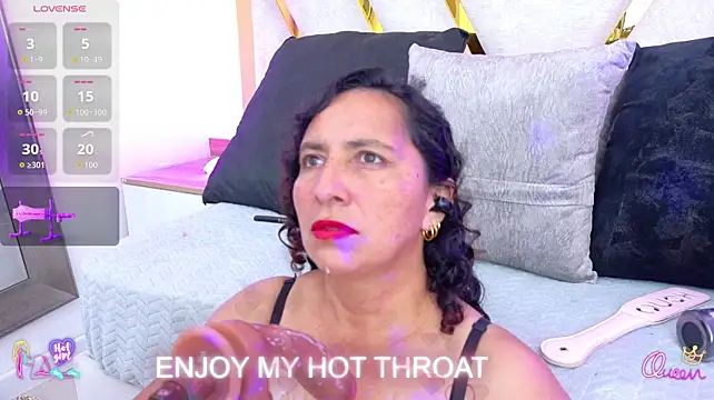 Luna_Naughty1 live cam preview