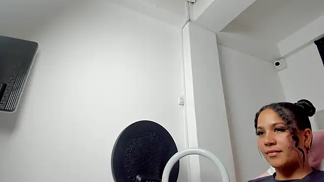 Cataleya_Fuentes live cam preview