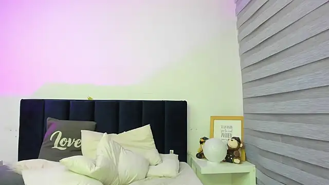 melanie_roux__