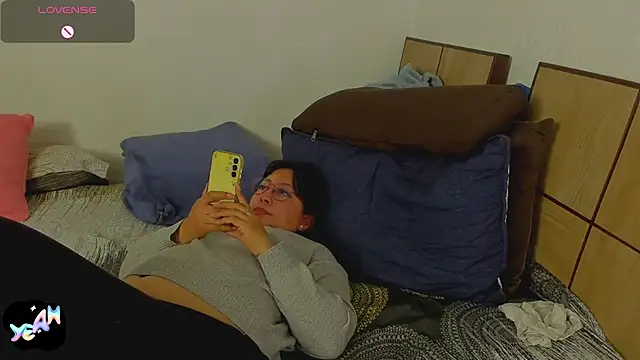 ella_harry live cam preview