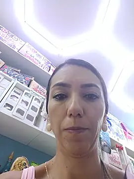 LunaZambrano