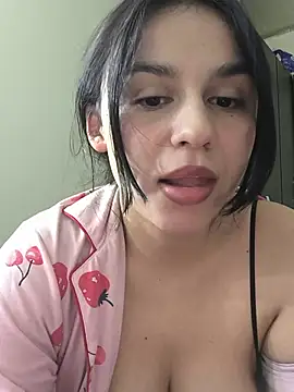 Daniela-rosee live cam preview