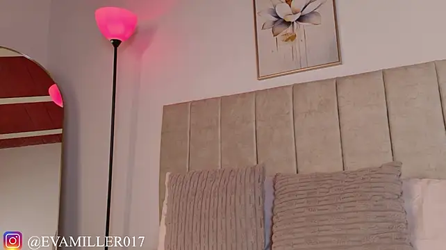 eva_miller7 live cam on StripChat