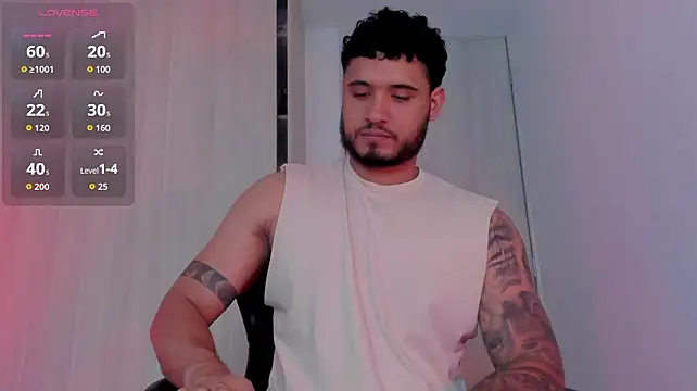 AUSTINN_TORRES live cam on StripChat