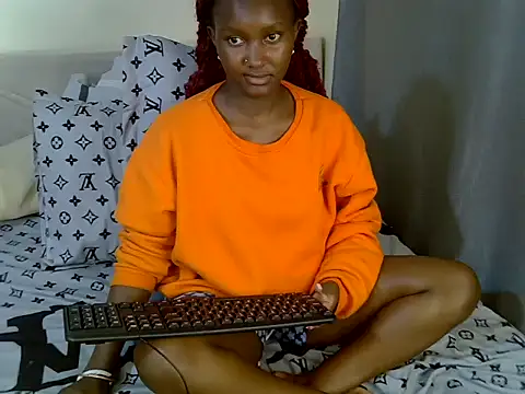 sexxydollyy live cam on StripChat
