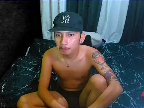 dylan_hardfucker live cam on StripChat