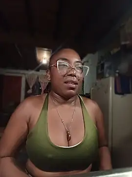 ChanneldelaCroix live cam on StripChat