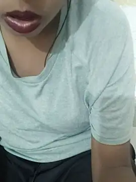 Your_Alinaa webcam stripchat model stream image