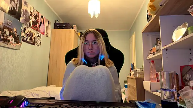 SoniaKotts live cam on StripChat