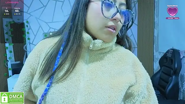 Amhira_Tay live cam preview