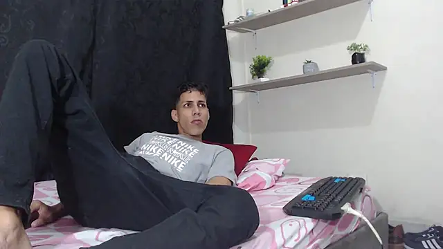 kingfm live cam on StripChat