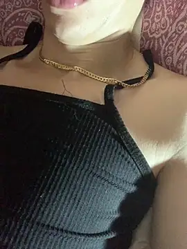 MiroKari2 live cam on StripChat