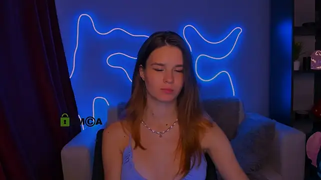 angie_foxy1 live cam preview