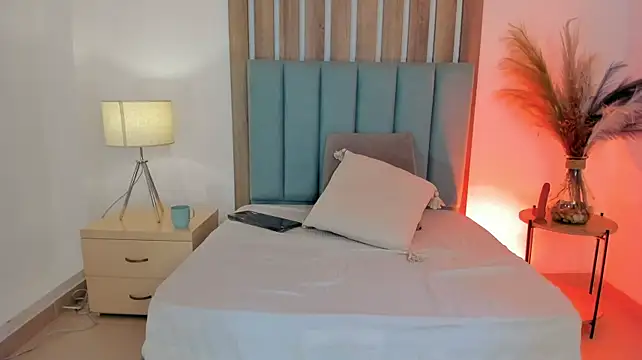 AylinSantel webcam