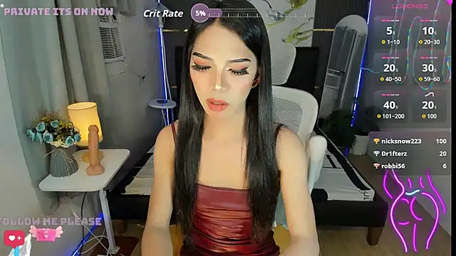 Alexa_therealhorsecock webcam