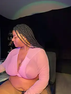 GirthGoddessCoco live cam on StripChat
