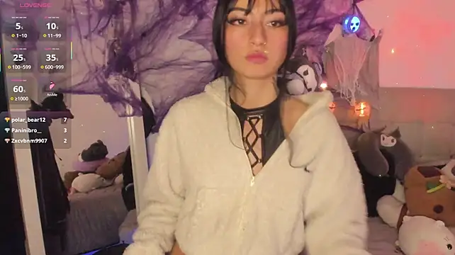 Any_Roussee live cam on StripChat